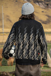 La Paz FC Sweater together with LUZe SOMBRA